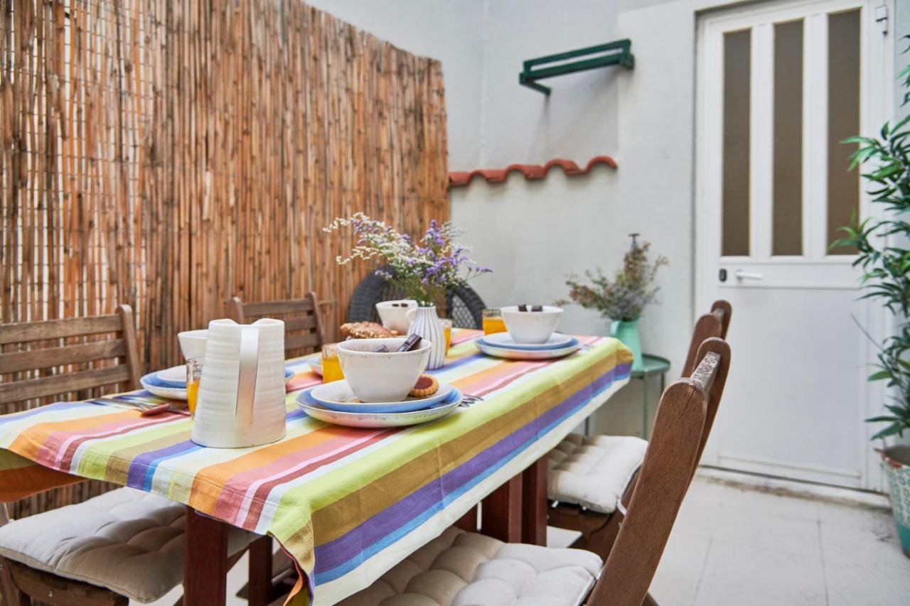 Spacious Bairro Alto Apartment With Courtyard, By Timecooler リスボン エクステリア 写真